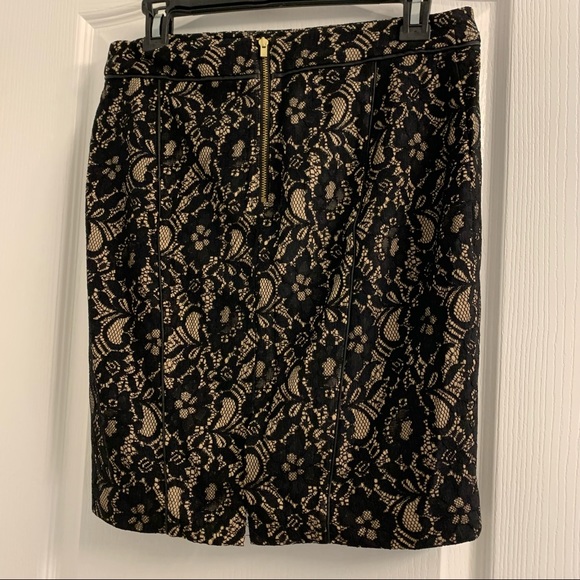 Express Lace Skirt Size 4 - Picture 4 of 4
